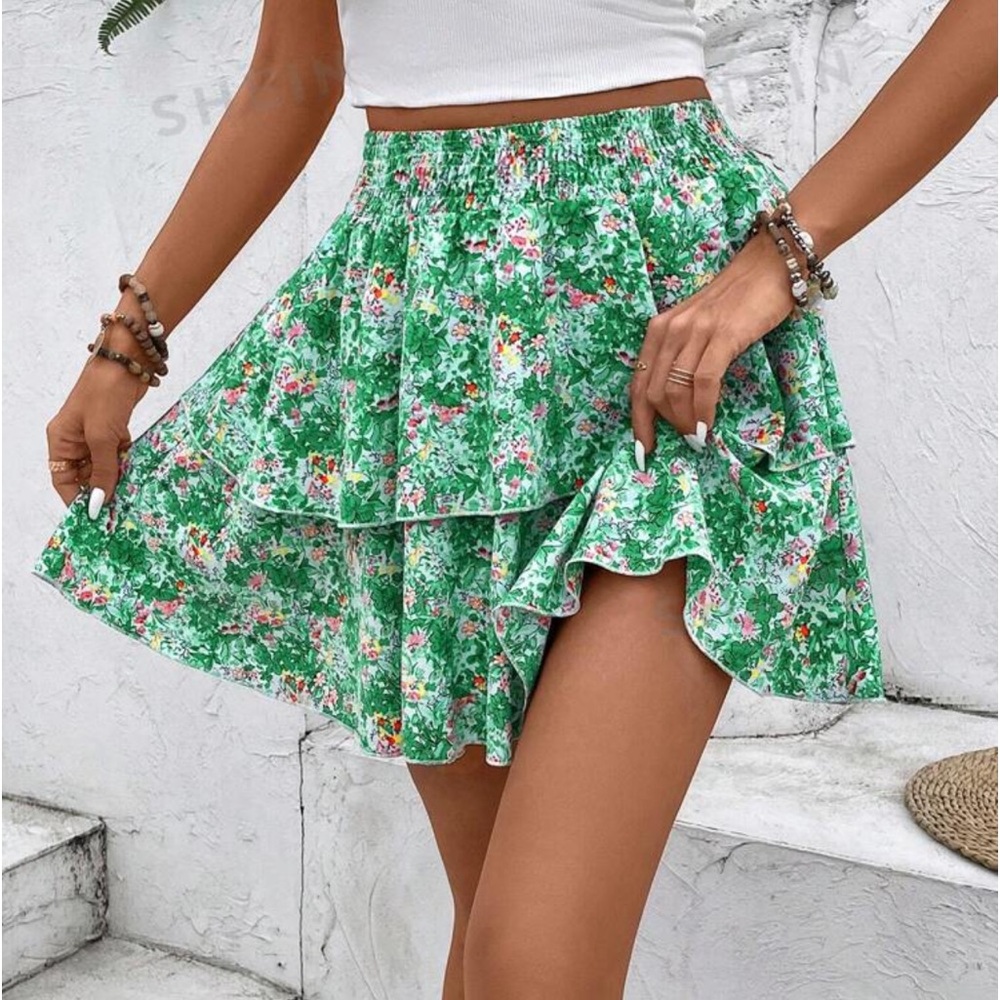 NWOT SHEIN VCAY Women's Floral Print Double-Layered Vacation, Rockabilly Skirt - Picture 5 of 6